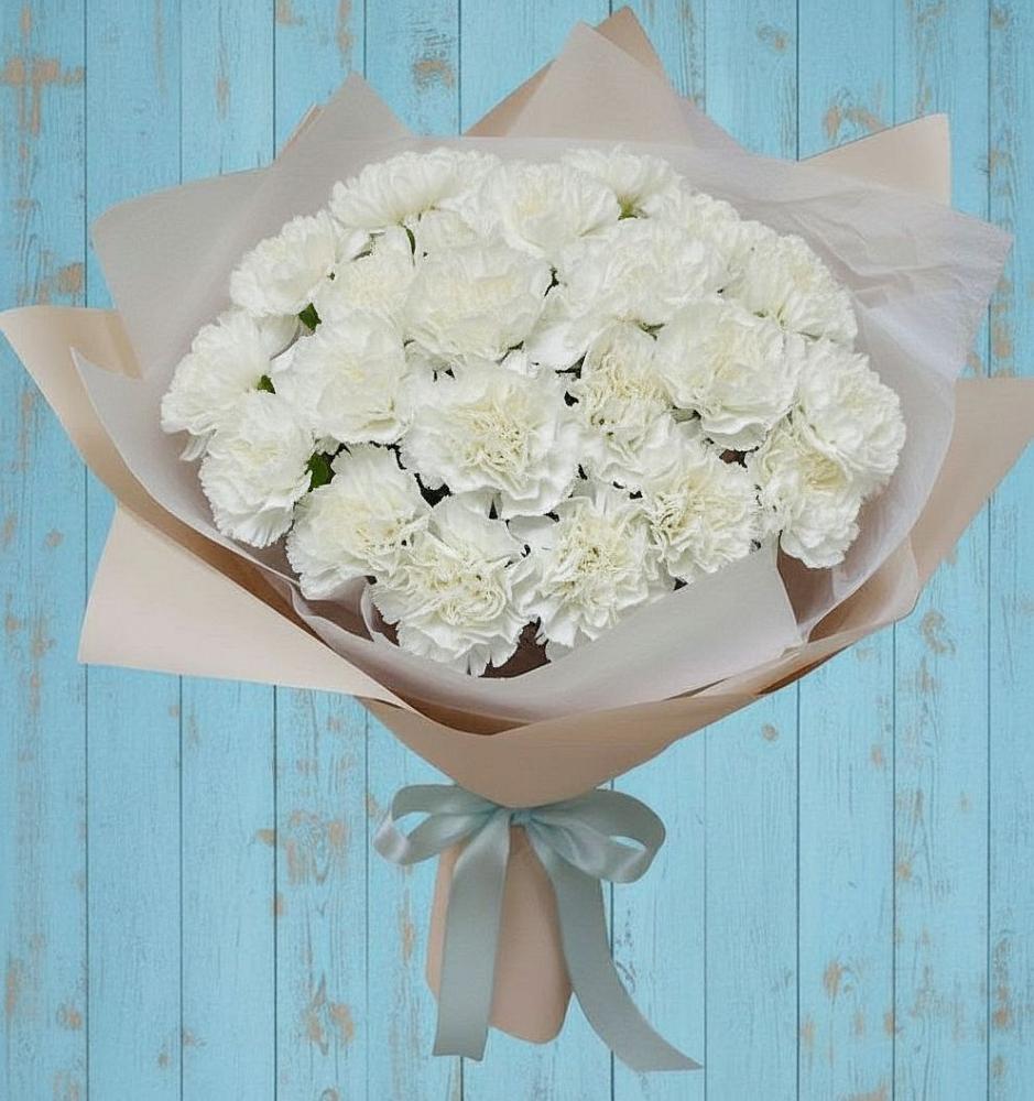 Букет цветов из: Гвоздики в Латной