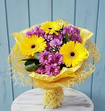 Букет цветов из:  Хризантемы и Герберы #REPLACE_PRED# Латной