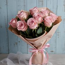 Букет цветов из:  Розы в Латной