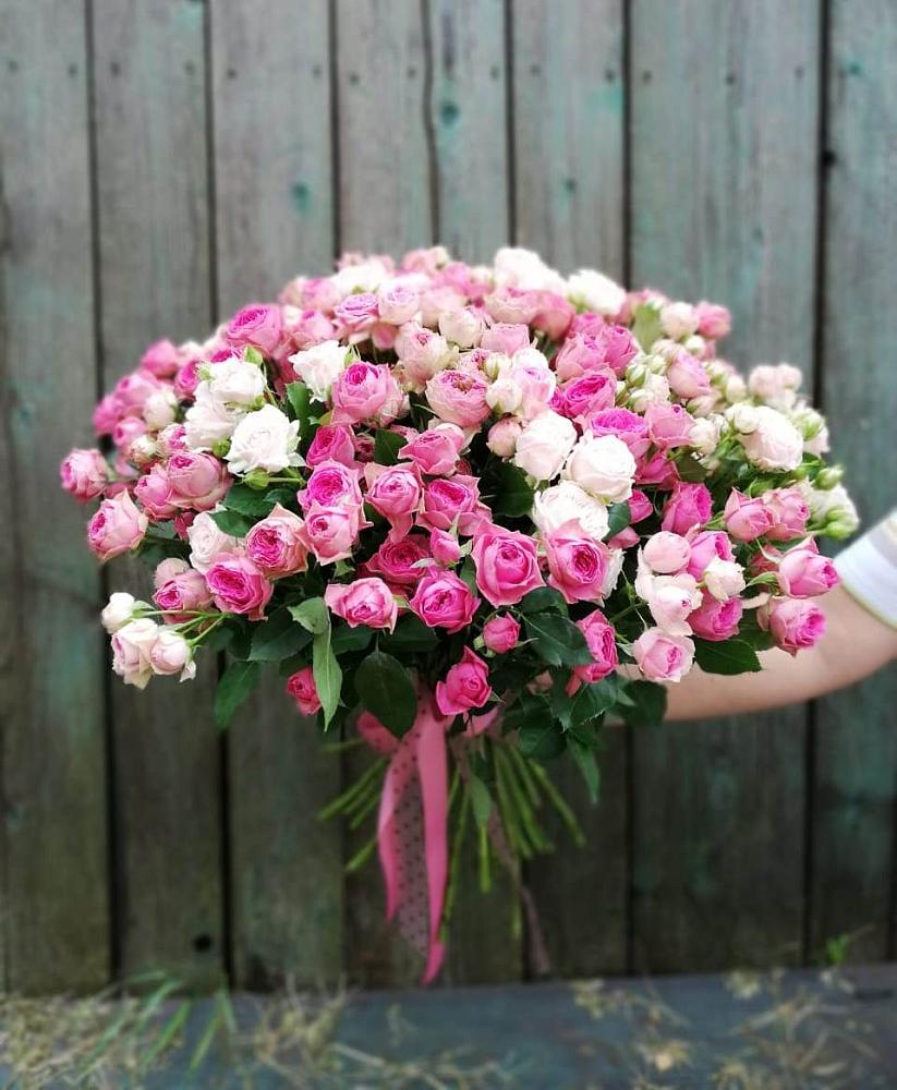 Букет Розовые кустовые розы Натали и Лав Лидия в Латной