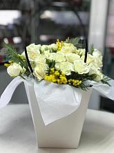 Цветочная композиция из Розы  в Латной
