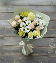 Букет цветов из:  Альстромерии, Розы и Хризантемы в Латной