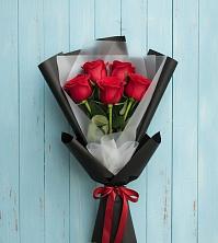Букет цветов из:  Розы в Латной
