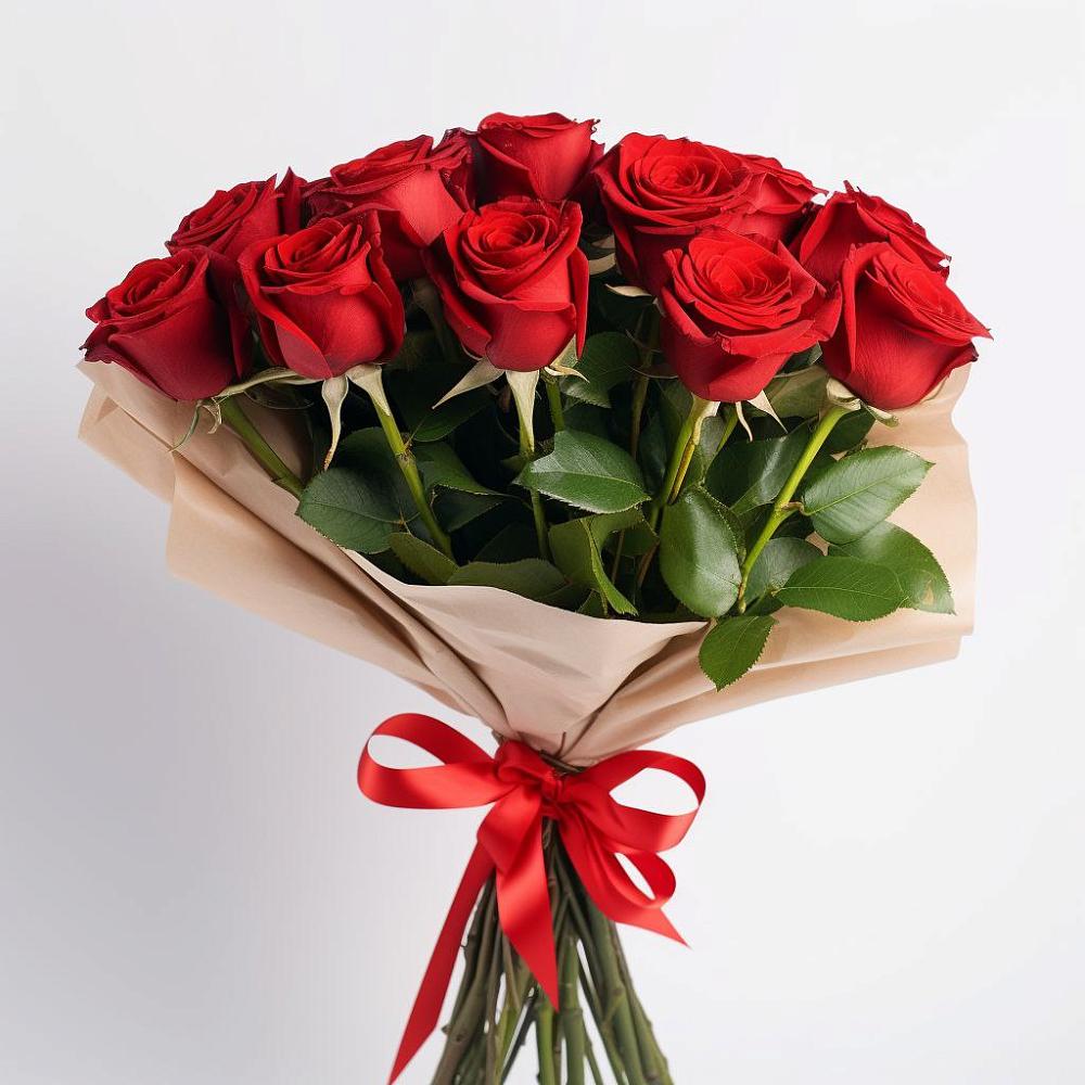 Букет 11 Красных роз Эдлесс Лав в Латной